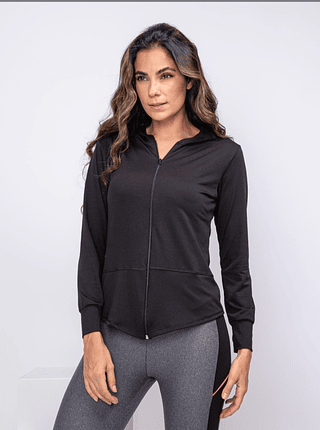 Casaco Fitness com capuz e encaixe no dedo.